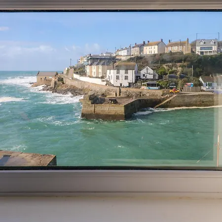 Sea Star * Porthleven