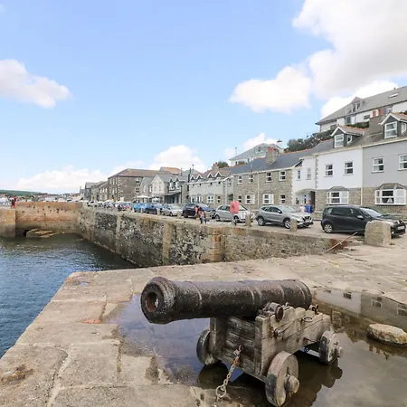 Sea Star Holiday home Porthleven